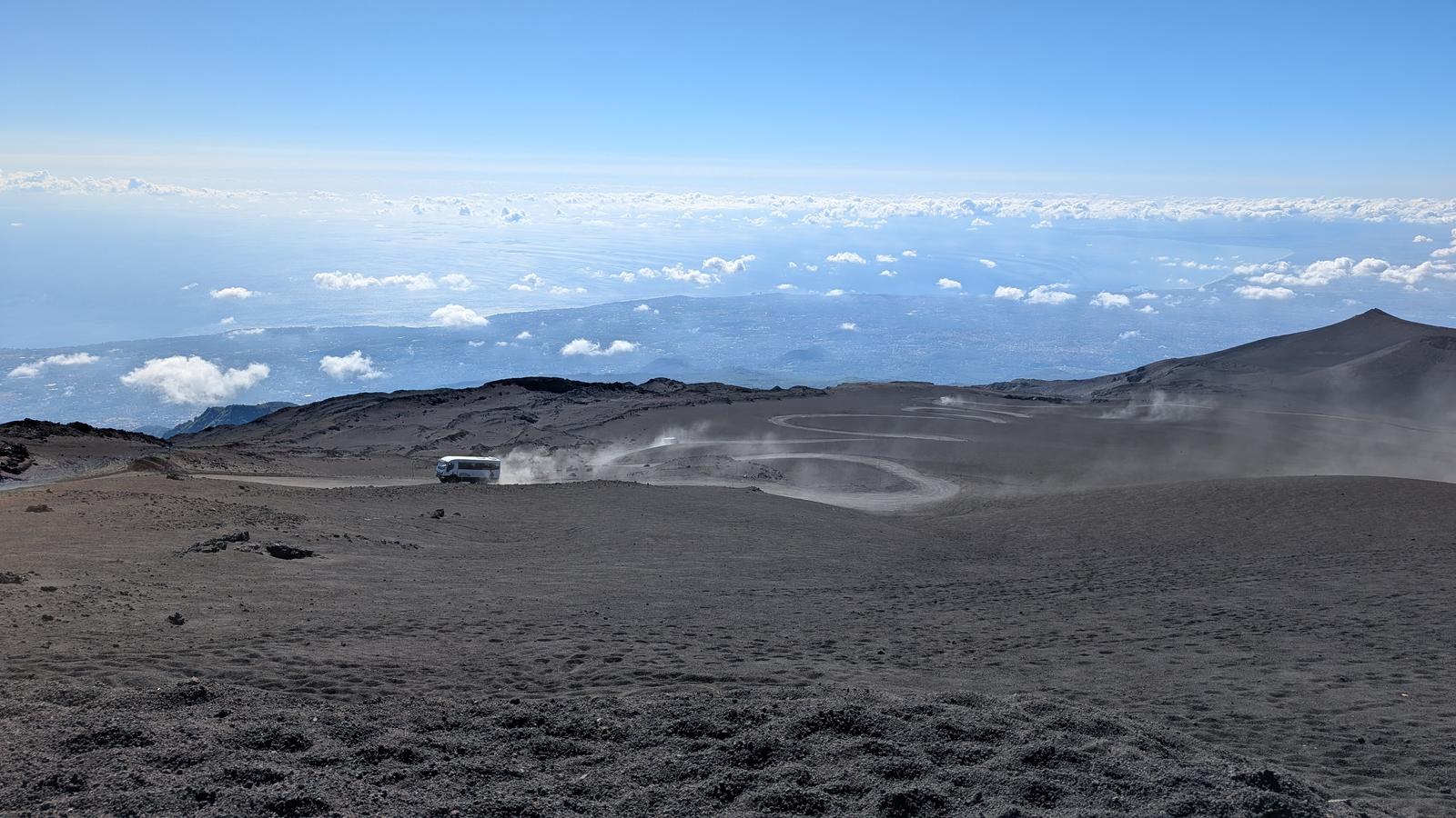 Etna by bus