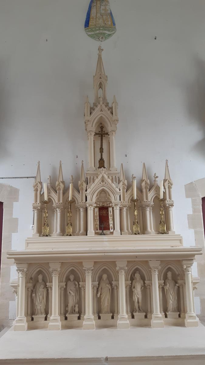 Autel de l'église Saint-Jean Baptiste